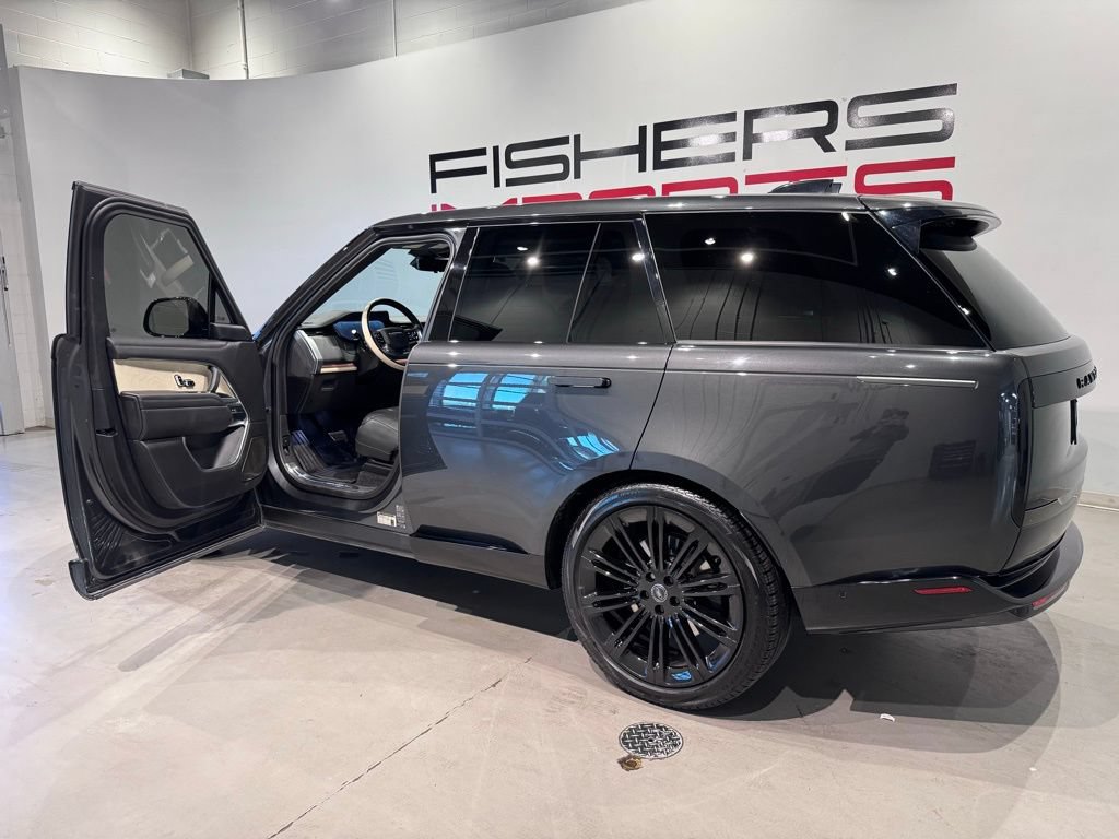 Used 2024 Land Rover Range Rover SV AWD/4WD image 50