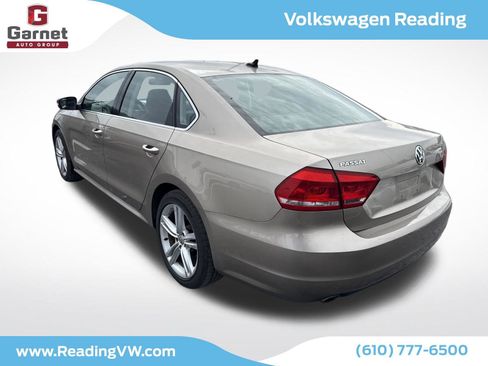 Used 2015 Volkswagen Passat TDI SE image 3