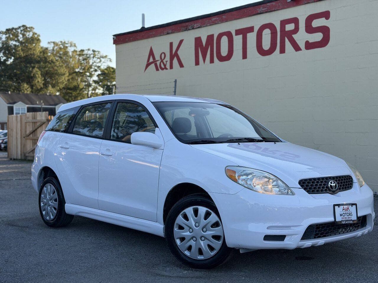Used 2003 Toyota Matrix XR AWD/4WD image 1