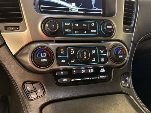 Used 2018 Chevrolet Tahoe Premier AWD/4WD image 17