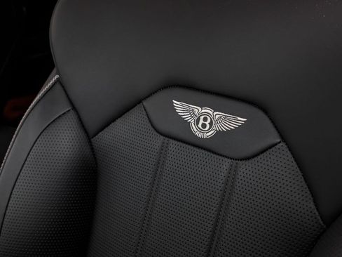 Used 2023 Bentley Bentayga AWD/4WD image 13