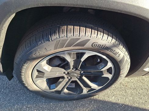 New 2026 Chevrolet Equinox LT image 4