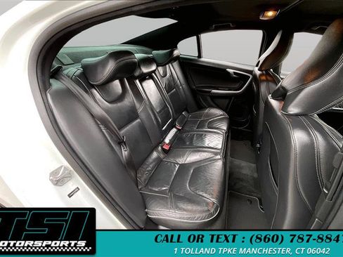 Used 2016 Volvo S60 T6 R-Design w/ Convenience Package image 27