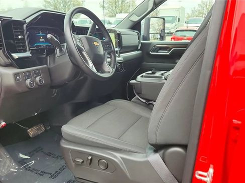 Used 2025 Chevrolet Silverado 3500 LT w/ Convenience Package AWD/4WD image 26