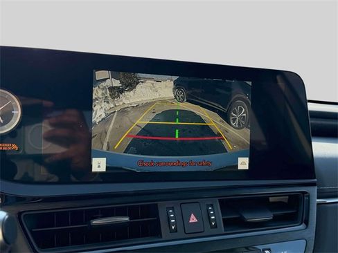 Certified 2024 Lexus ES 350 w/ Premium Package image 36