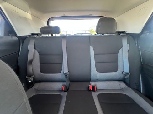 Used 2025 Chevrolet TrailBlazer LT FWD image 38