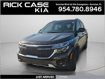 Used 2025 Kia Seltos EX