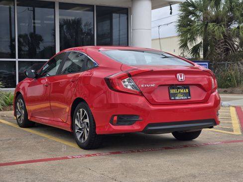 Used 2016 Honda Civic EX image 4
