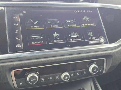 New 2025 Audi Q3 2.0T Premium Plus image 36