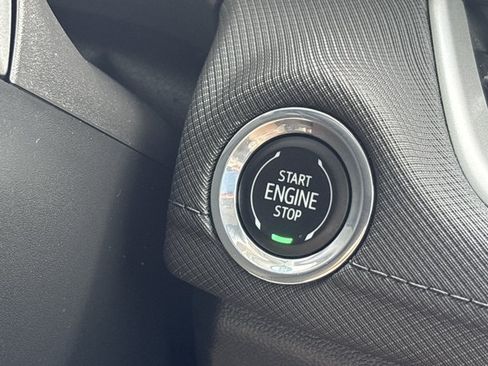Used 2024 Chevrolet TrailBlazer LT FWD image 25