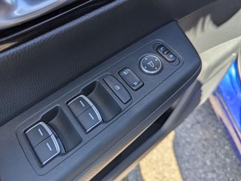 Used 2025 Honda CR-V EX-L image 23