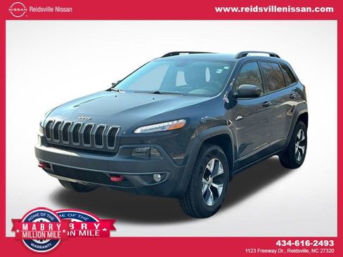 Used 2016 Jeep Cherokee Trailhawk w/ Leather Interior Group image 1