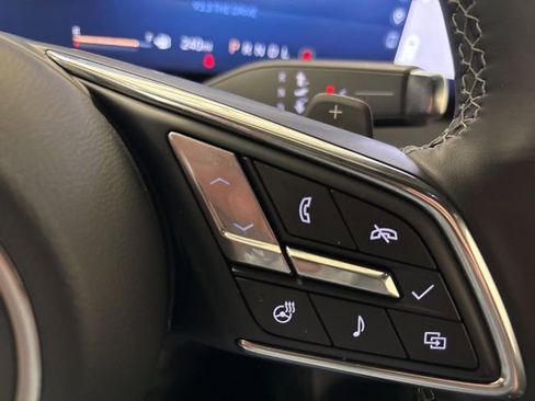 Used 2025 Buick Enclave Sport Touring image 29