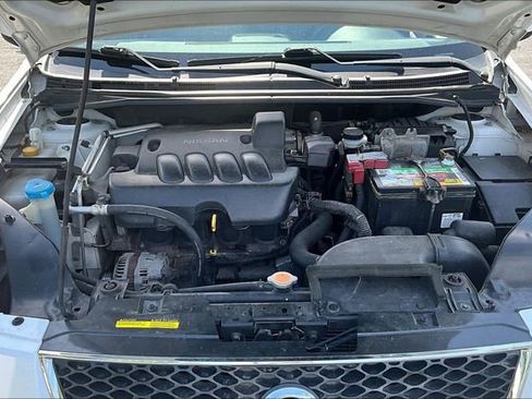 Used 2010 Nissan Sentra 2.0 SR FWD image 25
