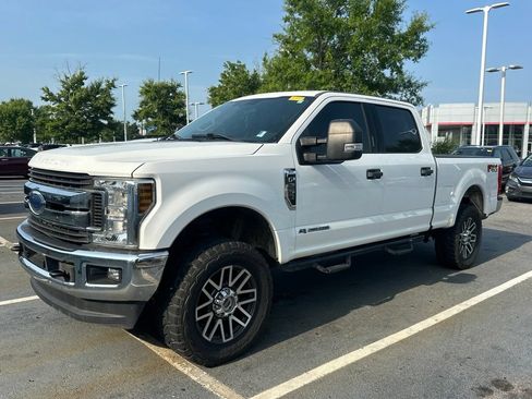 Used 2018 Ford F250 XLT w/ XLT Value Package AWD/4WD image 1