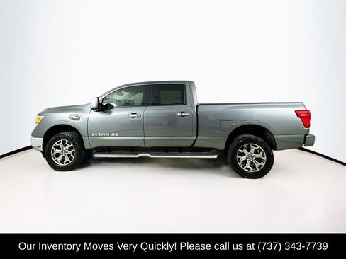 Used 2017 Nissan Titan SL w/ Chrome Package RWD image 4