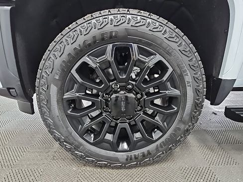 New 2026 GMC Sierra 2500 Denali Ultimate image 46