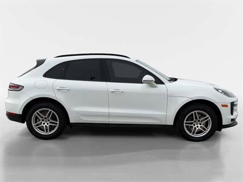Used 2020 Porsche Macan w/ Premium Package Plus image 13