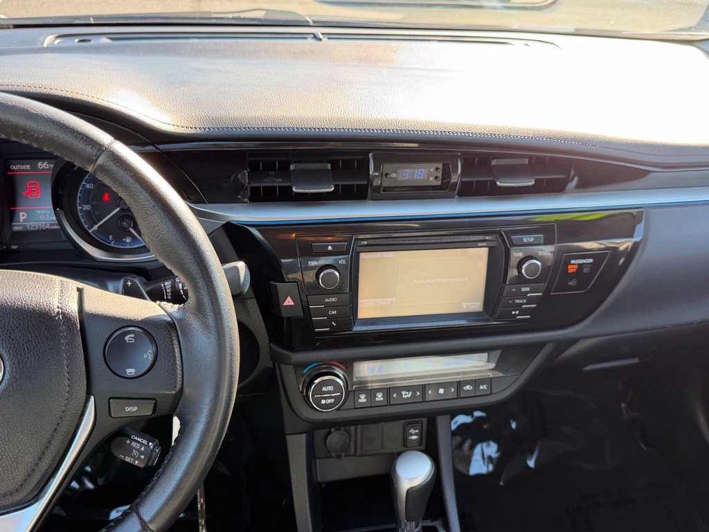 Used 2014 Toyota Corolla S FWD image 21