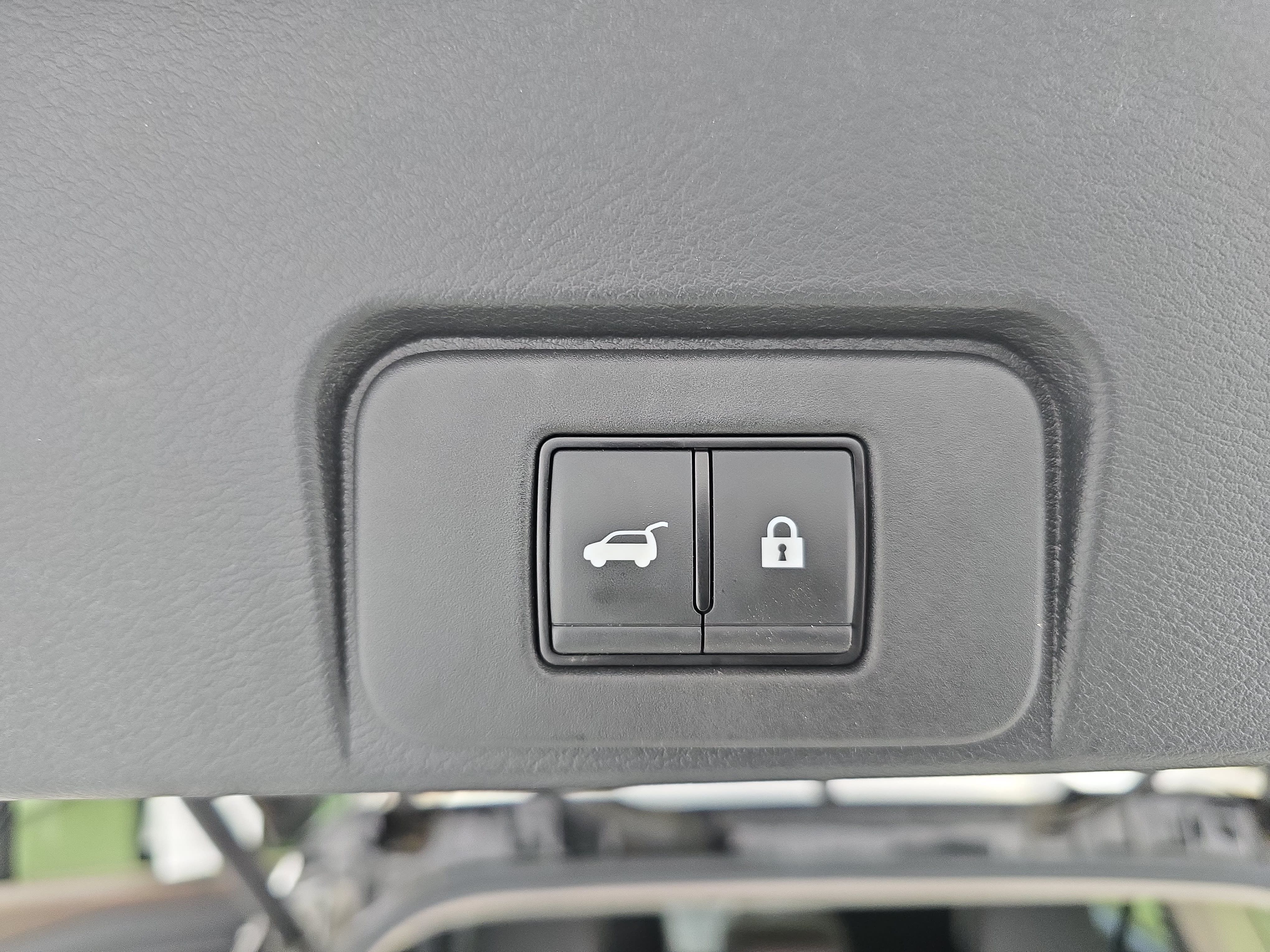 Certified 2023 Nissan Rogue SV w/ SV Premium B Package AWD/4WD image 13