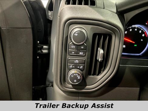 Used 2021 Chevrolet Silverado 1500 Custom AWD/4WD image 11