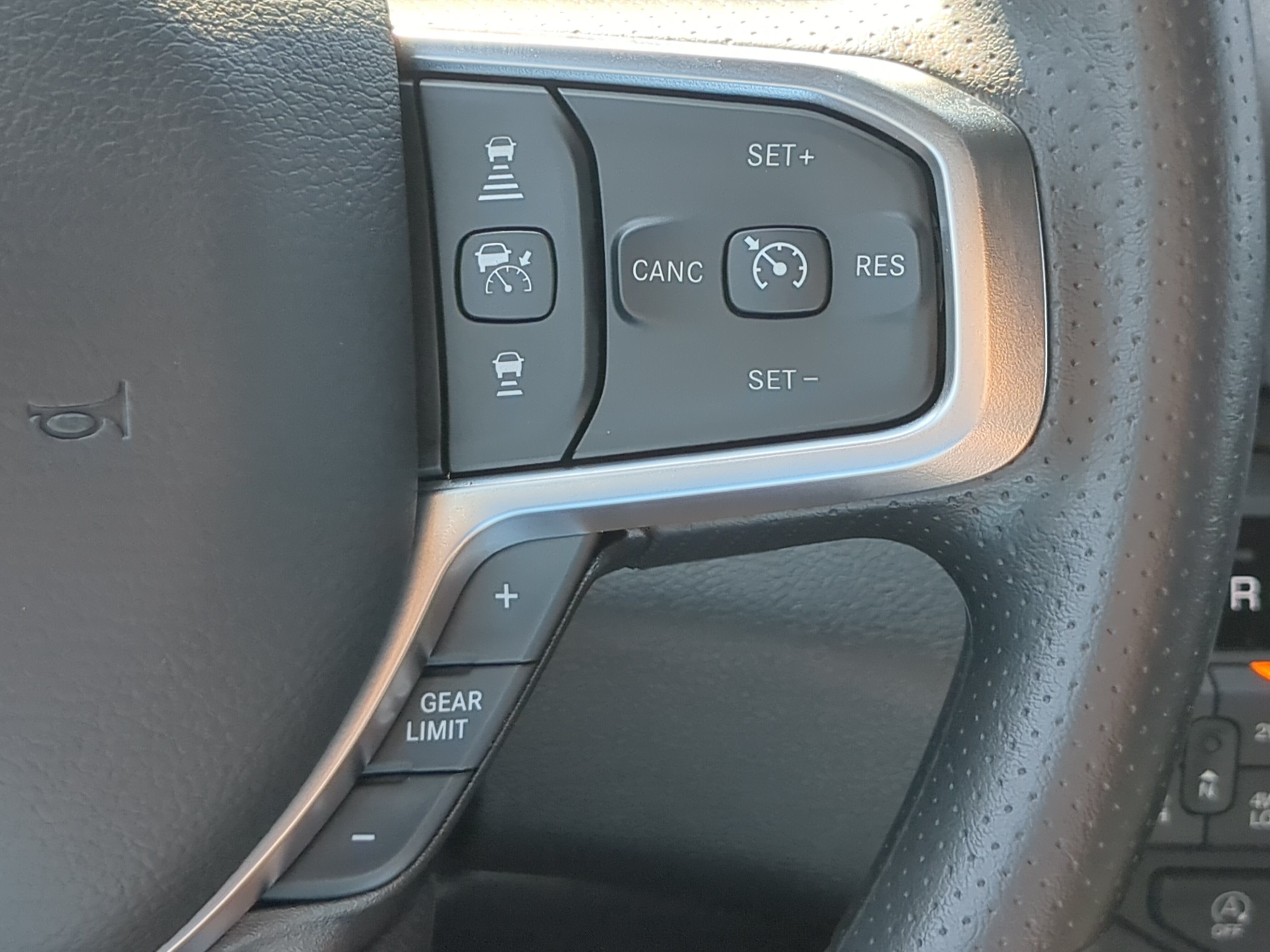 New 2026 RAM 1500 Express AWD/4WD image 24