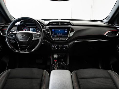 Used 2023 Chevrolet TrailBlazer RS w/ Convenience Package FWD image 32