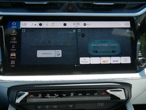 New 2026 Jeep Cherokee Limited AWD/4WD image 17