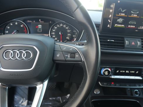 Used 2022 Audi Q5 2.0T Premium image 24