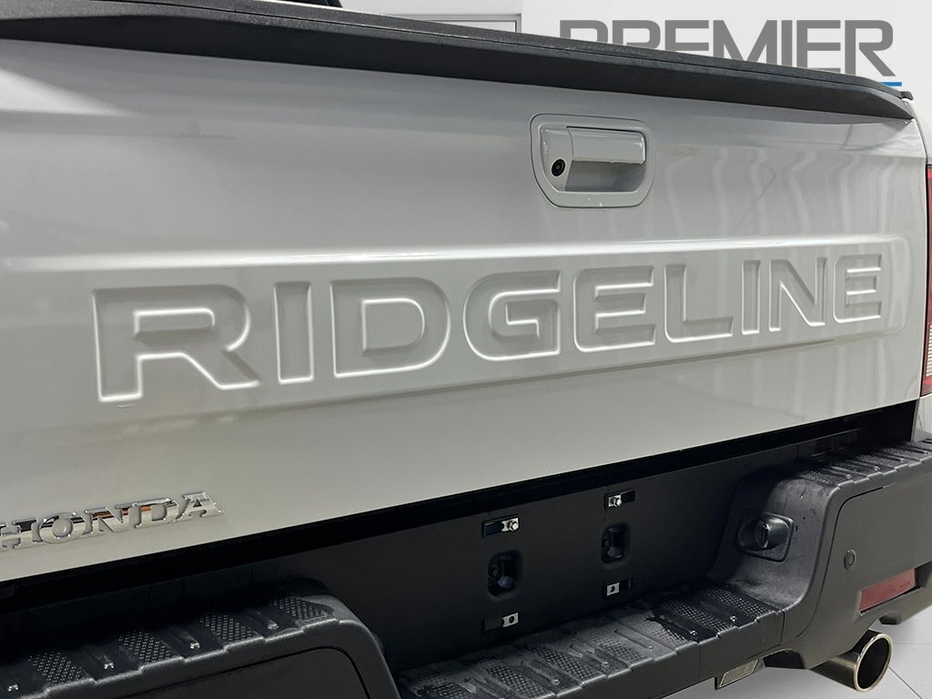 New 2026 Honda Ridgeline Black Edition image 6