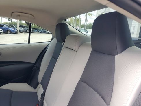 Used 2025 Toyota Corolla LE FWD image 12