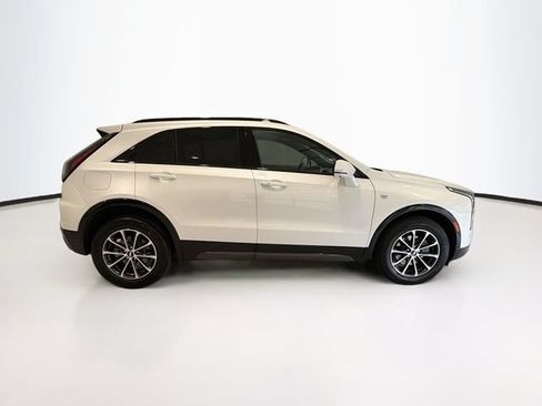 Certified 2025 Cadillac XT4 Sport FWD image 8