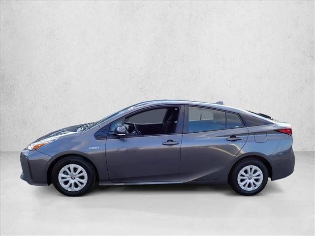 Used 2019 Toyota Prius LE FWD image 2