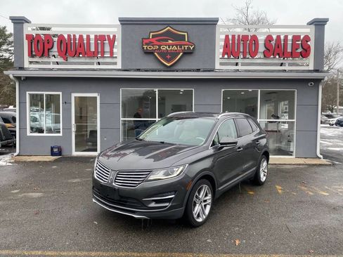 Used 2017 Lincoln MKC Reserve w/ Lincoln MKC Climate Package image 1