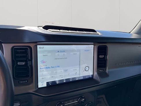 Used 2021 Ford Bronco First Edition AWD/4WD image 26