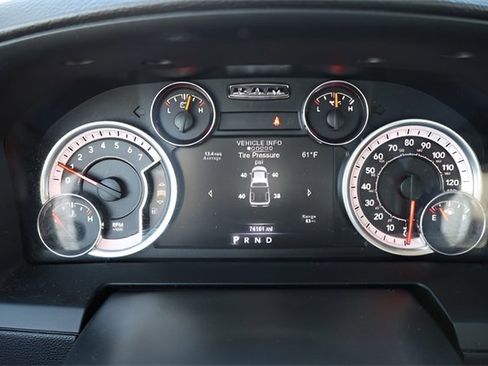 Used 2018 RAM 1500 Laramie w/ Convenience Group image 16