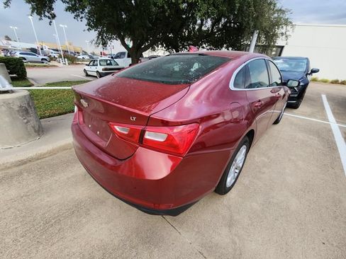 Used 2025 Chevrolet Malibu LT FWD image 5