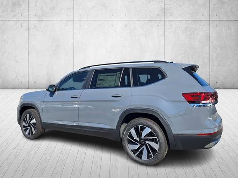 New 2026 Volkswagen Atlas SE image 7