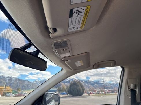 Used 2015 Mitsubishi Outlander GT image 18