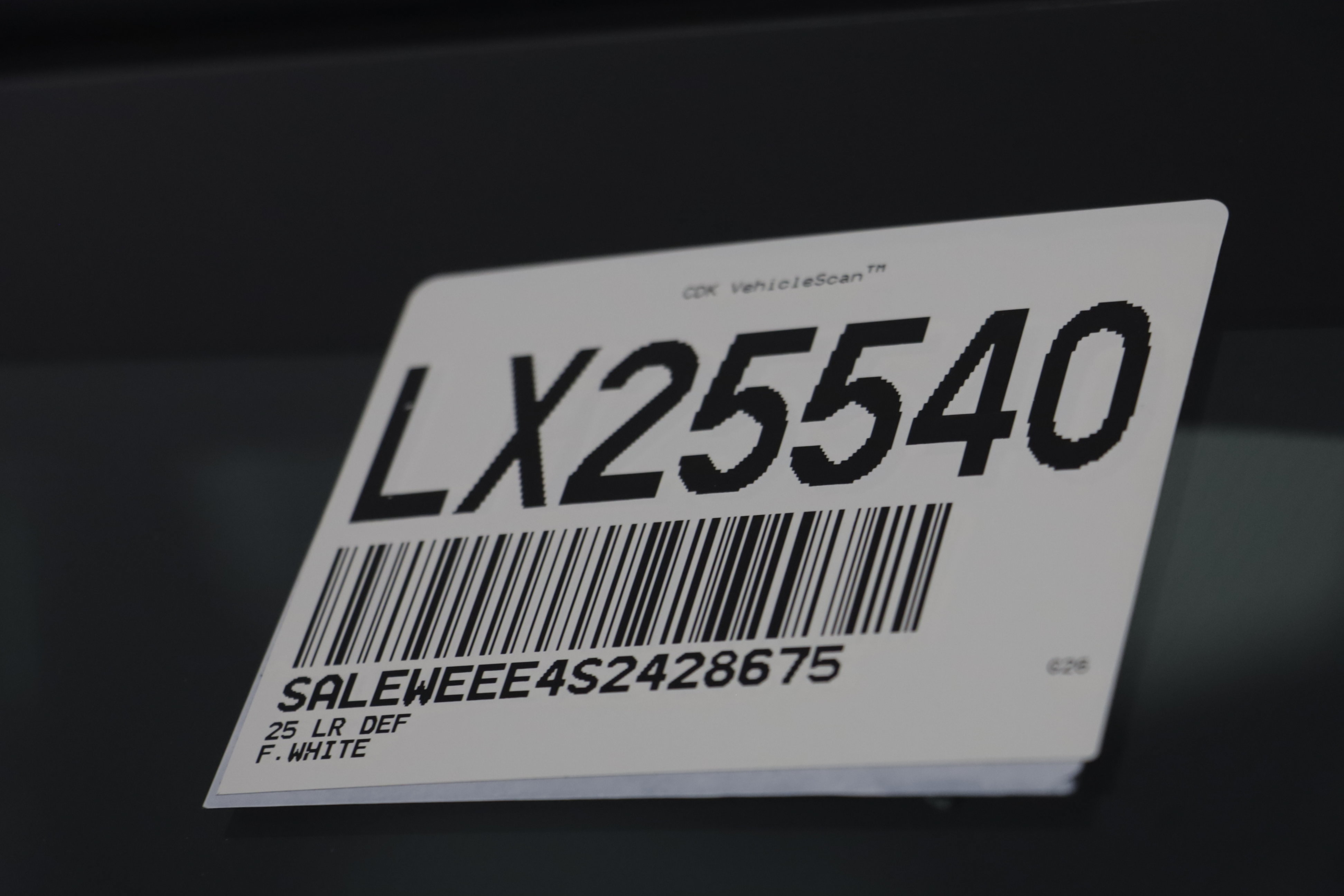 Certified 2025 Land Rover Defender 110 V8 AWD/4WD image 26