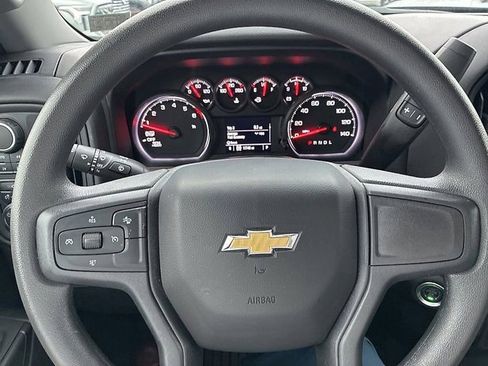Used 2022 Chevrolet Silverado 1500 Custom image 24