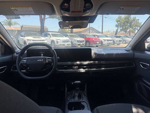 Used 2025 Kia K4 FWD image 31