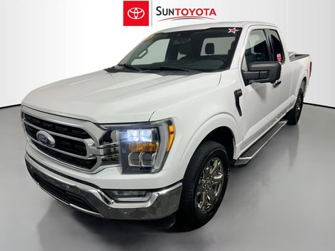 Used 2022 Ford F150 XLT w/ Equipment Group 302A High RWD image 9