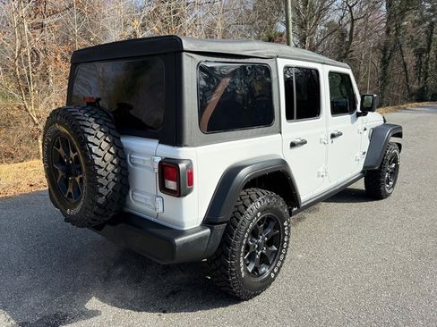 Used 2021 Jeep Wrangler Unlimited Sport image 6