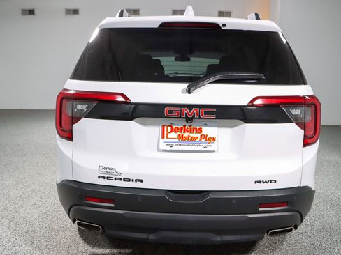 Used 2023 GMC Acadia SLT w/ Elevation Edition AWD/4WD image 8