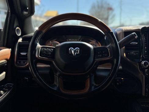 Used 2019 RAM 2500 Limited image 28