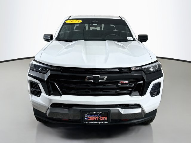 Used 2023 Chevrolet Colorado Z71 w/ Advanced Trailering Package AWD/4WD image 2