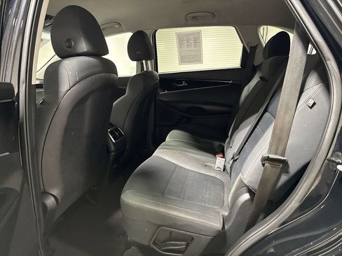 Used 2019 Kia Sorento L FWD image 22