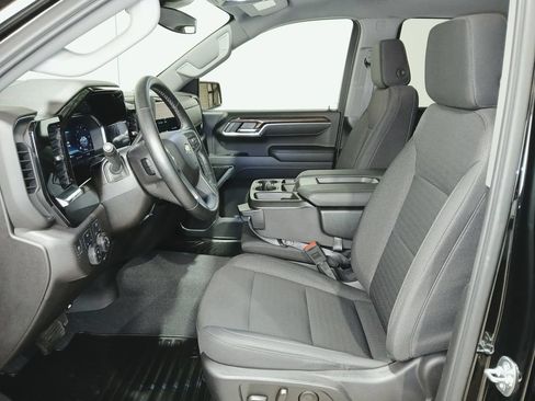 Used 2025 Chevrolet Silverado 1500 LT AWD/4WD image 10
