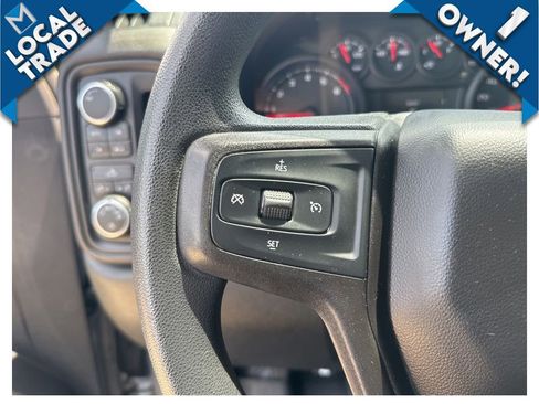 Used 2020 Chevrolet Silverado 1500 Custom w/ Custom Value Package AWD/4WD image 15